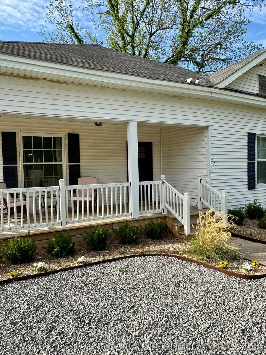 112 E Maple Street, Fort Gibson, OK 74434 - #3