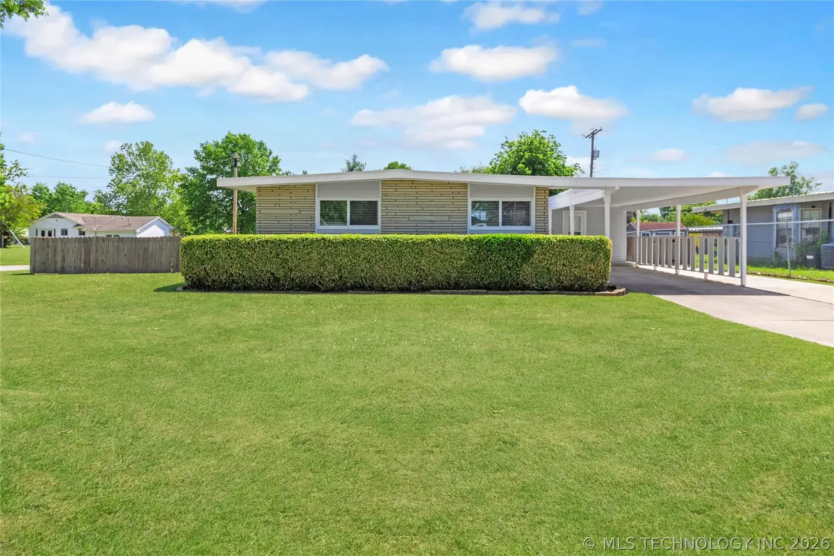 5398 E 26th Street, Tulsa, OK 74114 - #1