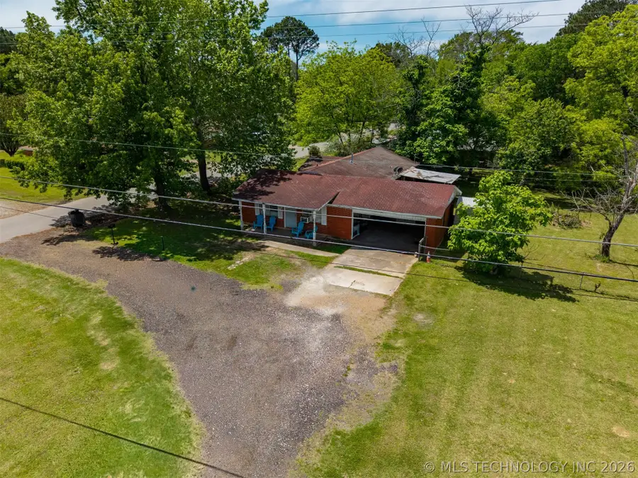 101 SW Hayes, Idabel, OK 74745 - #3