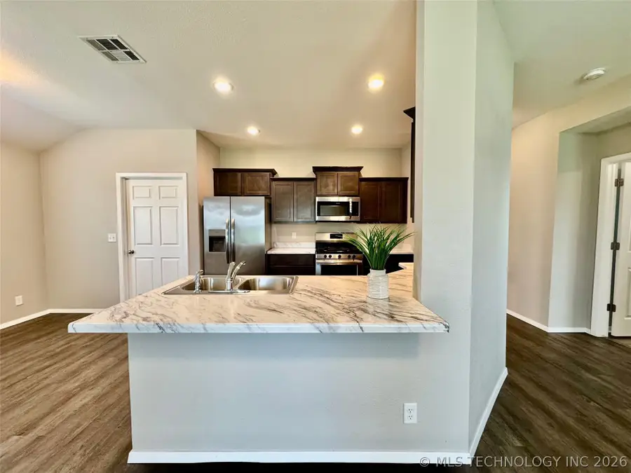 1814 S 14th Street, Broken Arrow, OK 74012 - #3