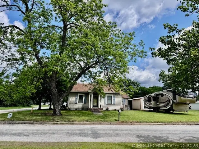 406 E Broadway Street S, Marietta, OK 73448 - #2