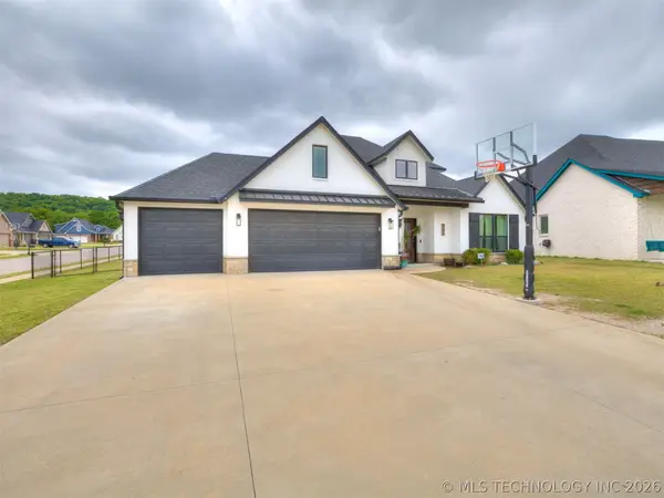 18982 Woodland Road, Catoosa, OK 74015