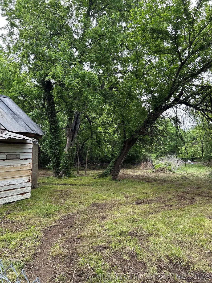 1220 N 40th Street, Muskogee, OK 74401 - #2