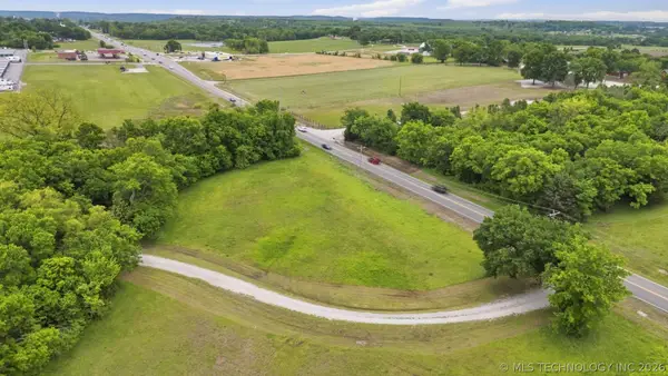 2 Holly Road, Claremore, OK 74019