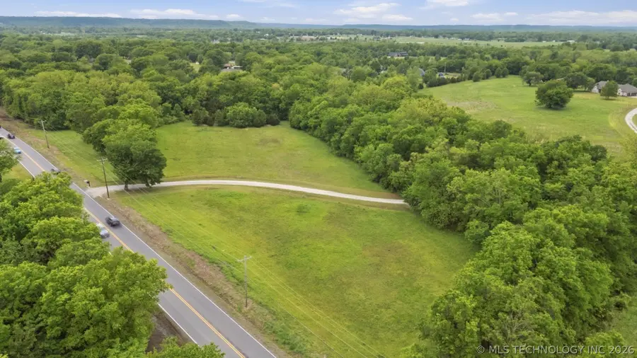 2 Holly Road, Claremore, OK 74019 - #2