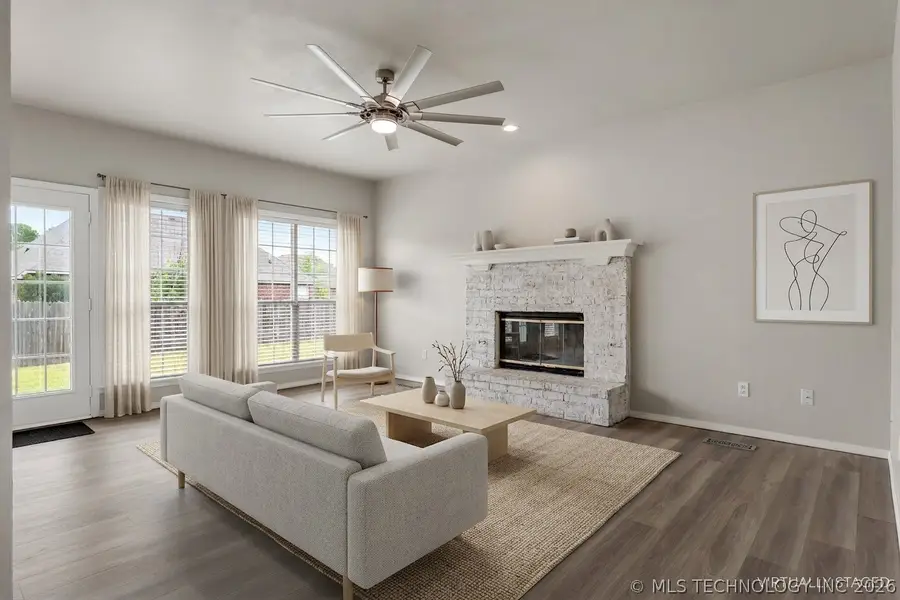 8963 N 133rd East Avenue, Owasso, OK 74055 - #2