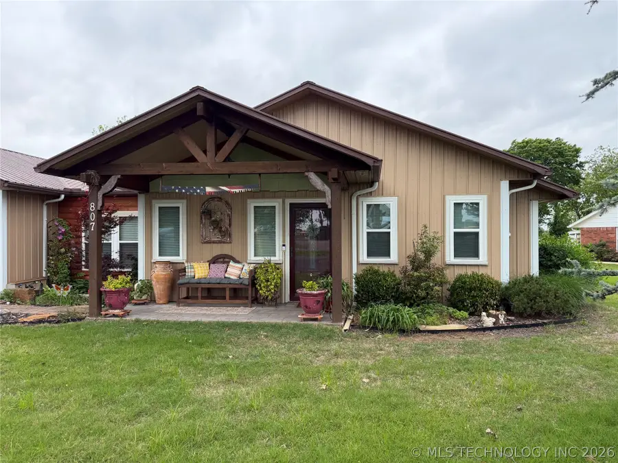 807 S Ross Street, Fort Gibson, OK 74434 - #3