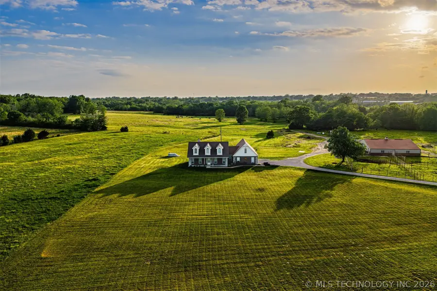 14632 S 326th East Avenue, Coweta, OK 74429 - #2