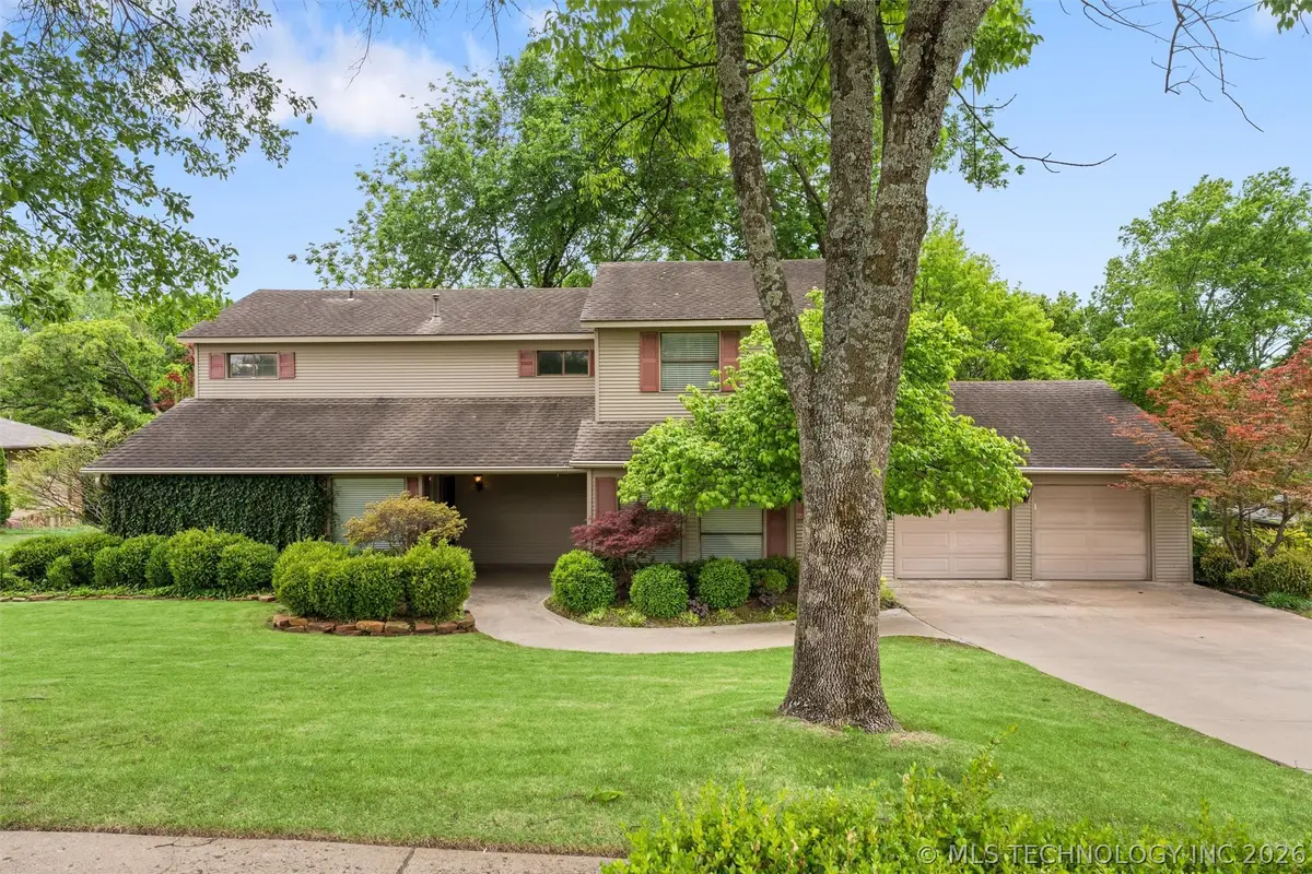 3717 Ravenwood Drive, Bartlesville, OK 74006 - #1