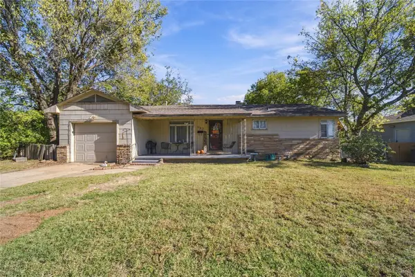 1123 N Maple Avenue, Sand Springs, OK 74063