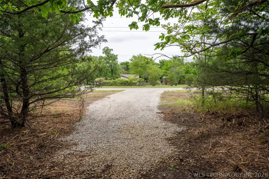 002 W 41st Street, Sand Springs, OK 74063 - #3