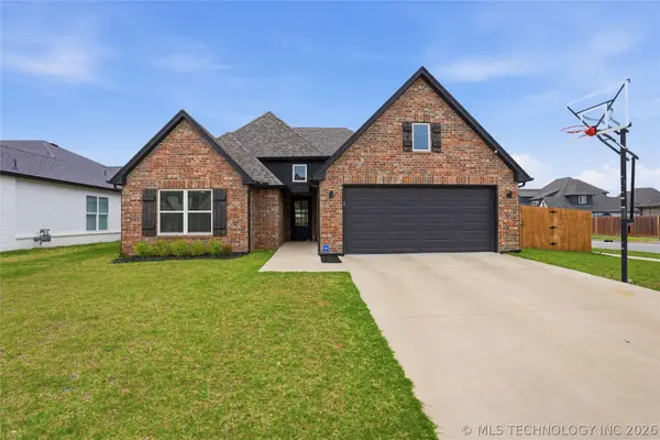 5917 E 126th Place S, Tulsa, OK 74008