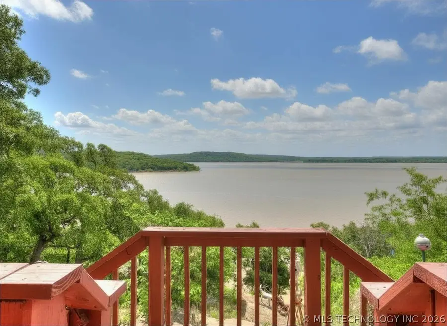 332 E Highland Avenue, Eufaula, OK 74432 - #3
