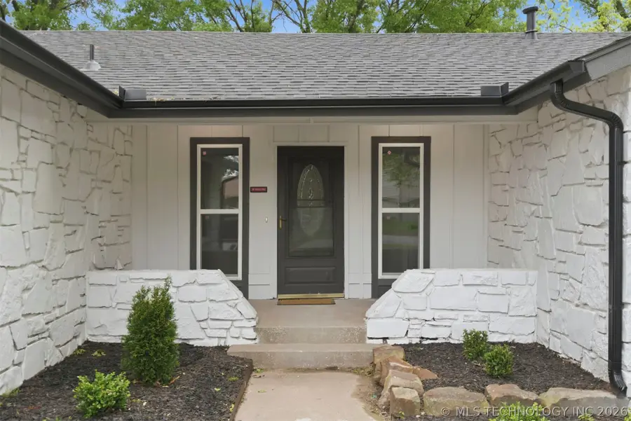 3012 W 70th Street, Tulsa, OK 74132 - #3