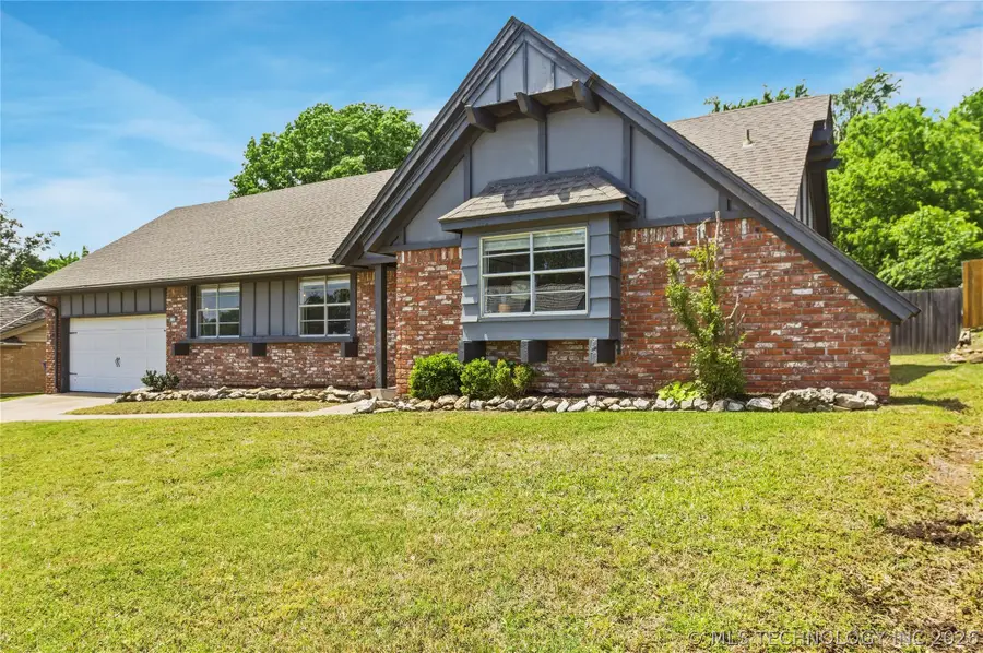 6114 S 69th East Place, Tulsa, OK 74133 - #2