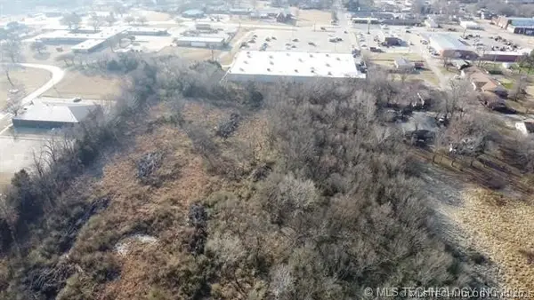 Commerce, Holdenville, OK 74848