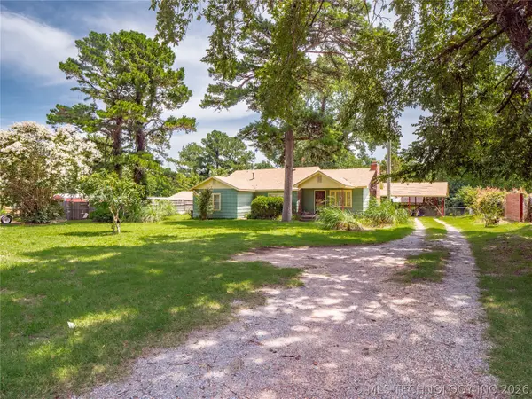 2708 Hardy Springs Road, McAlester, OK 74501