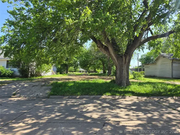 1117 E Maple, Cushing, OK 74023