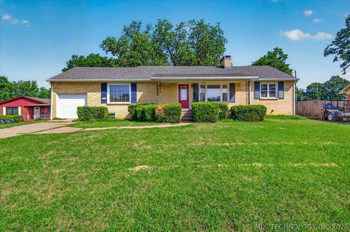 140 Fleetwood Place, Bartlesville, OK 74006 - #1