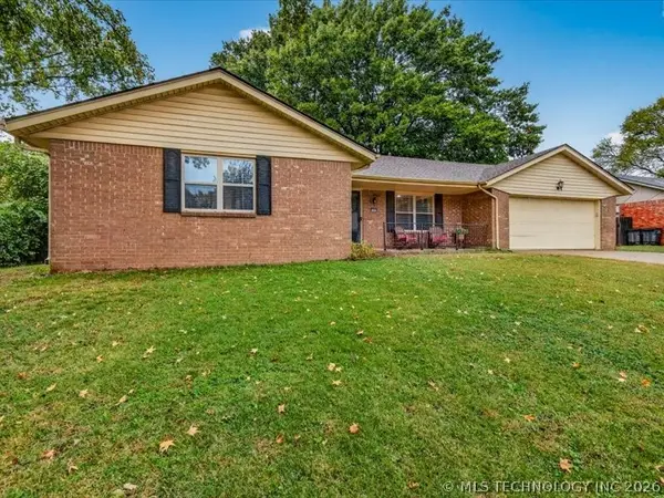 1869 Putnam Drive, Bartlesville, OK 74006