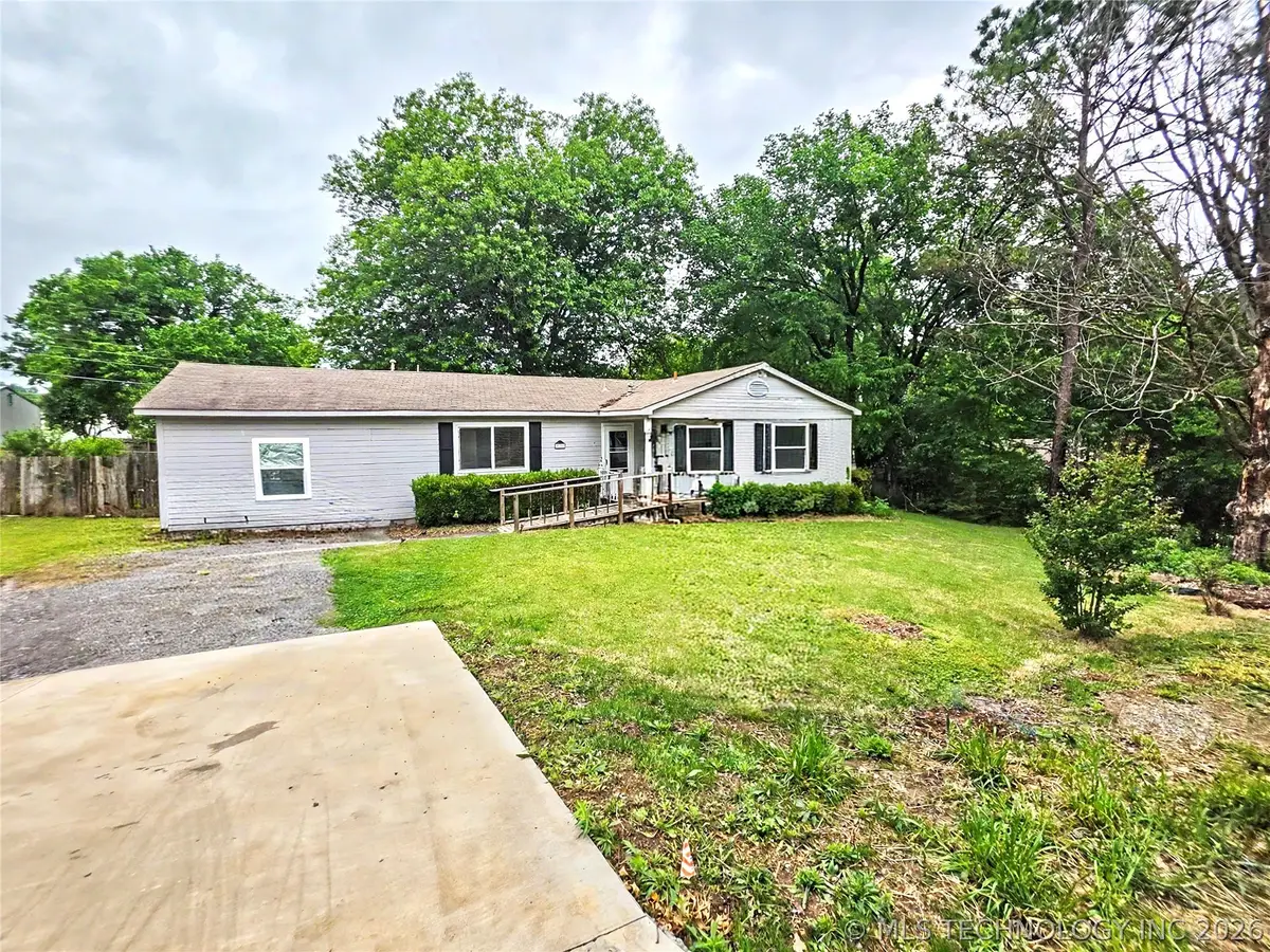 2112 White Avenue, Tahlequah, OK 74464 - #1