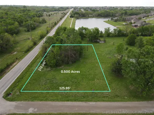 Sheridan Road, Owasso, OK 74055