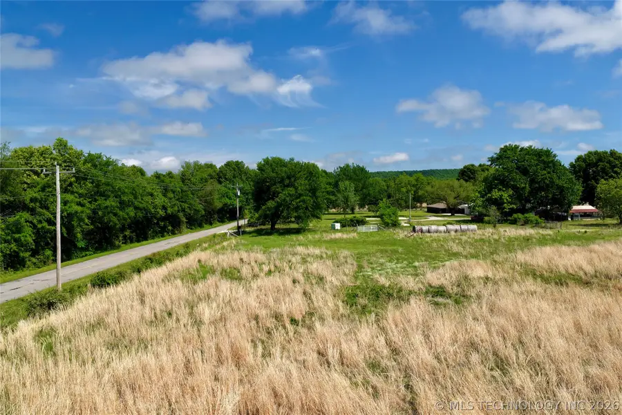 4 Texanna Road, Checotah, OK 74432 - #2