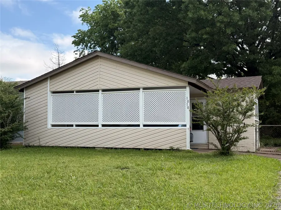 1010 E Aberdeen Street, Muskogee, OK 74403 - #2