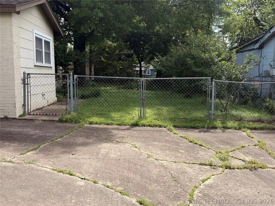 1010 E Aberdeen Street, Muskogee, OK 74403 - #3