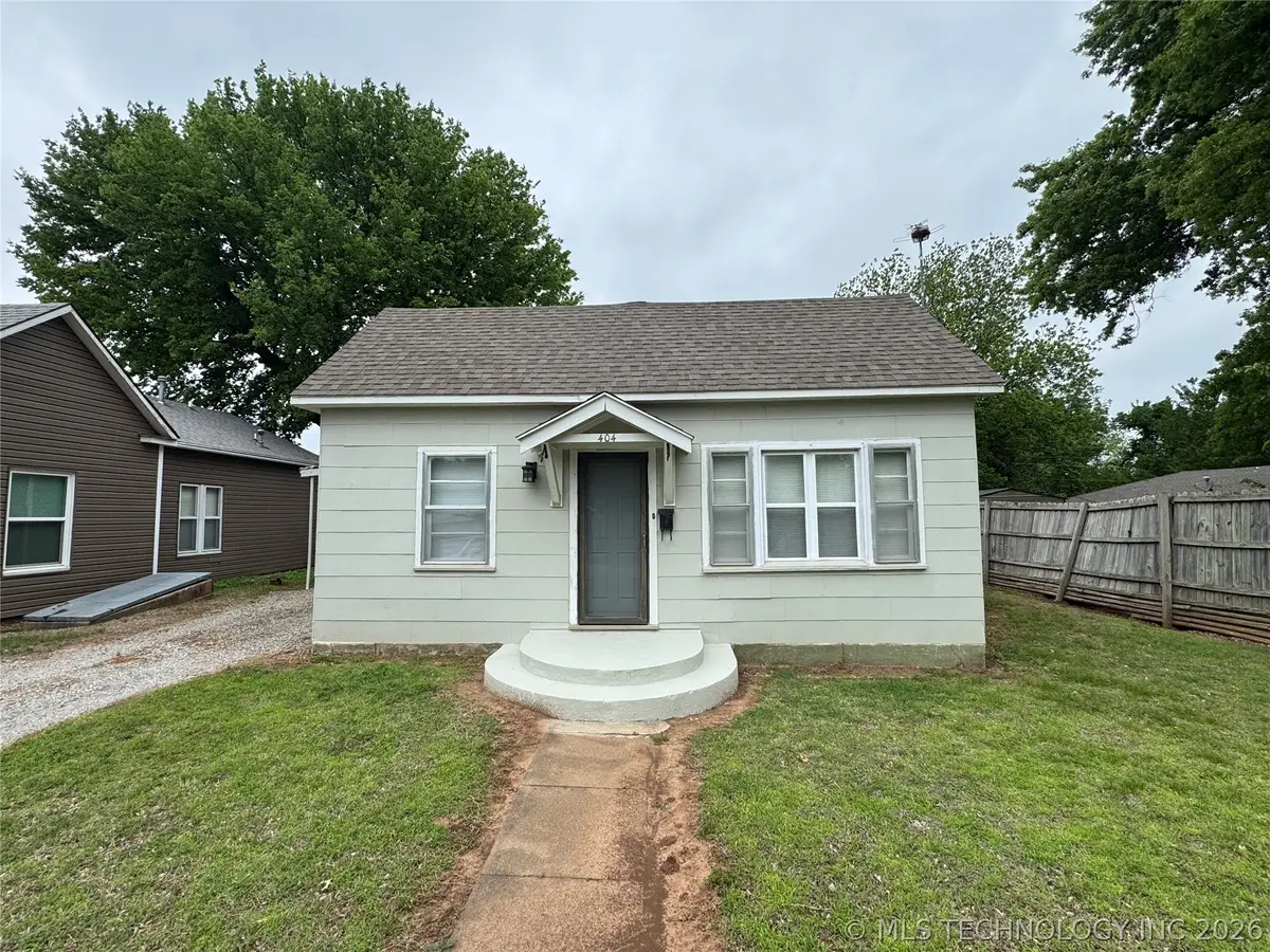 404 N Vine Avenue, Cleveland, OK 74020 - #1