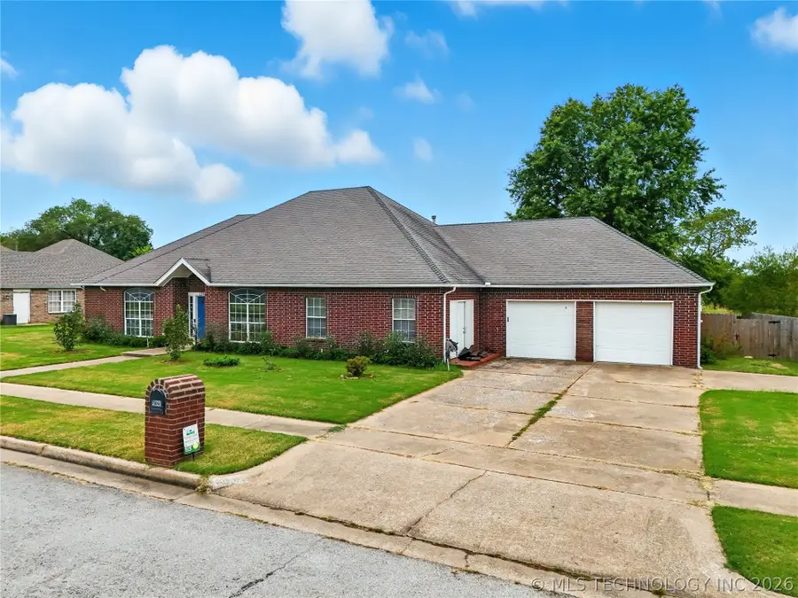 13846 S Nyssa Place, Glenpool, OK 74033 - #3