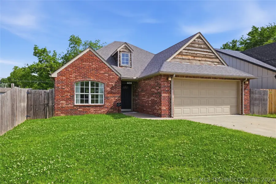 409 E Pine Street, Skiatook, OK 74070 - #2