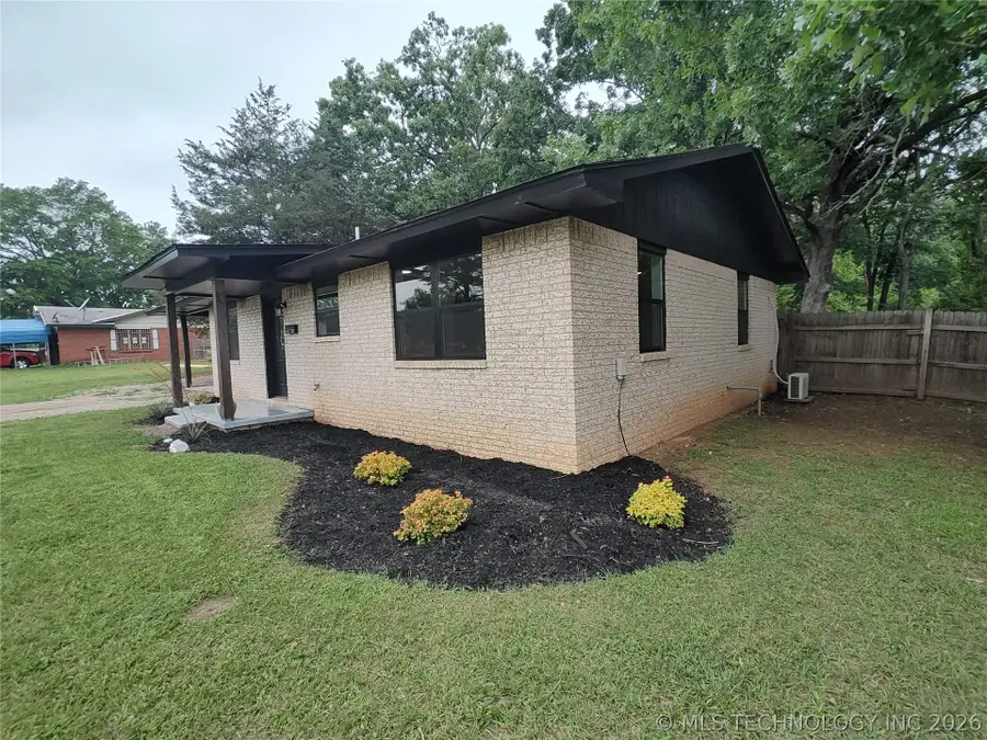 515 NE 6th Street, Antlers, OK 74523 - #2