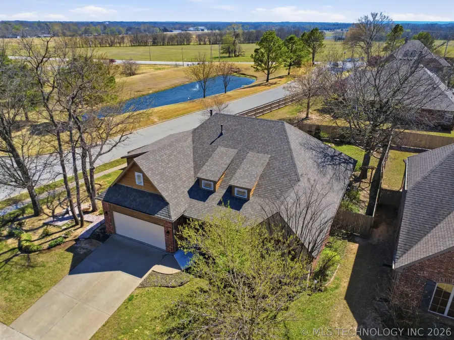 1825 E Montgomery Street, Broken Arrow, OK 74012 - #2