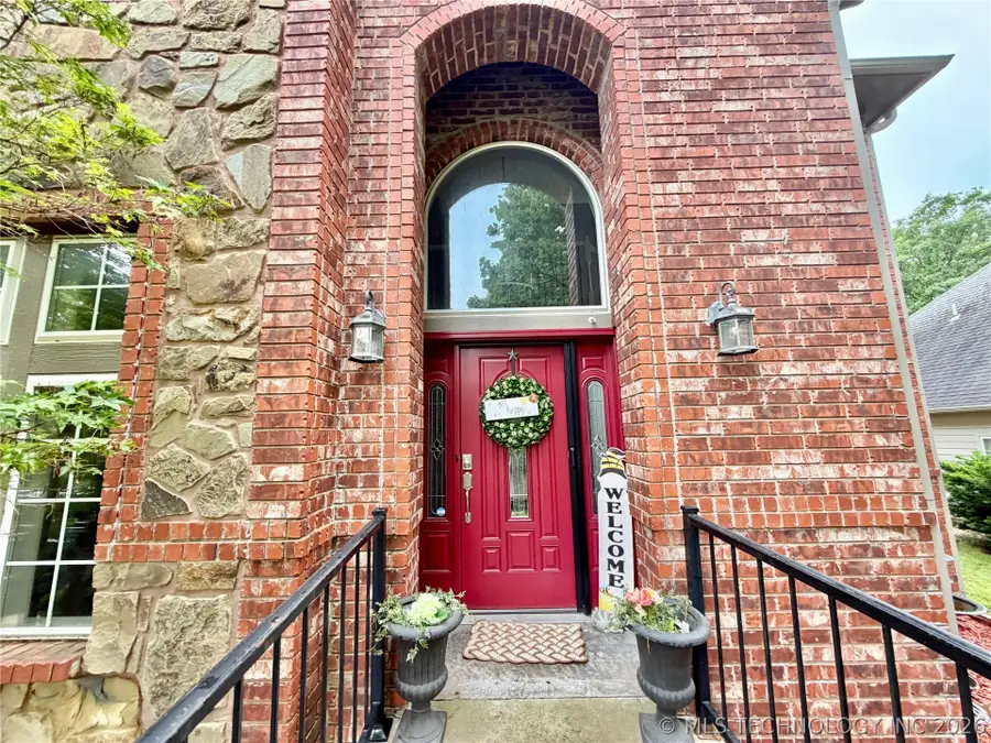 306 Hickory Drive, Tahlequah, OK 74464 - #3