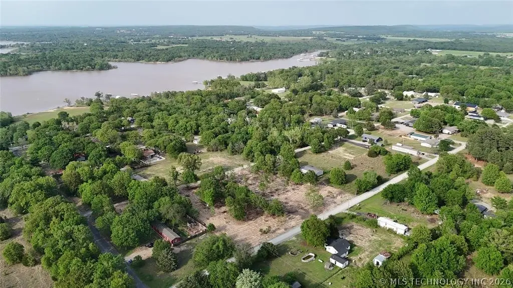 5 Siers Road, Eufaula, OK 74432 - #1