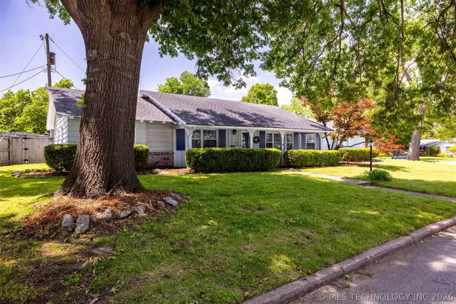 5708 S Louisville Avenue, Tulsa, OK 74135 - #2