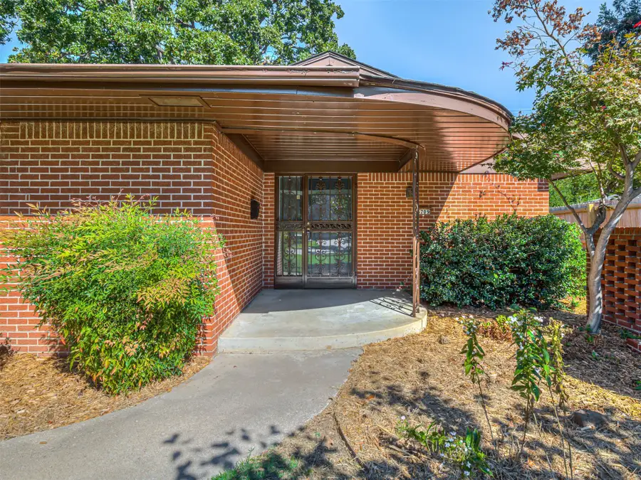 3709 E 59th Street, Tulsa, OK 74135 - #3