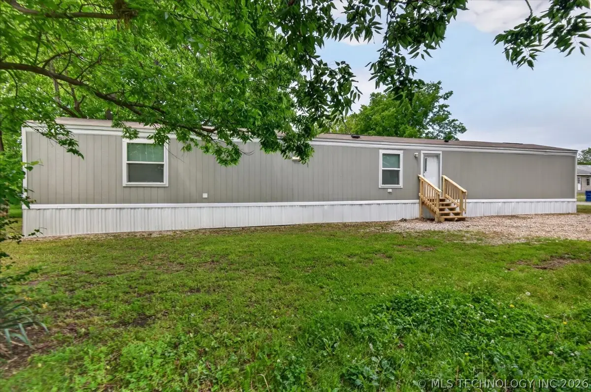 306 W Cherokee Street, Delaware, OK 74027 - #1