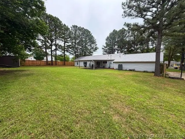 500 Diamond, Holdenville, OK 74848 - #2