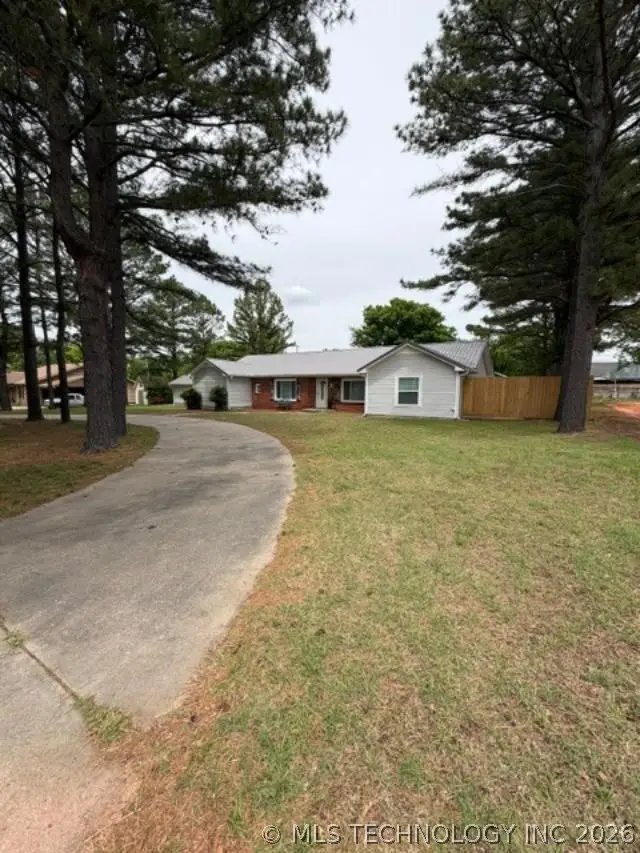 500 Diamond, Holdenville, OK 74848 - #3
