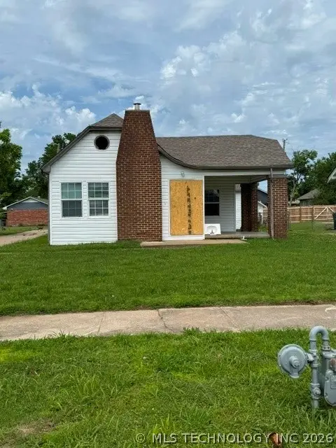 210 E Will Rogers Boulevard, Claremore, OK 74017 - #1