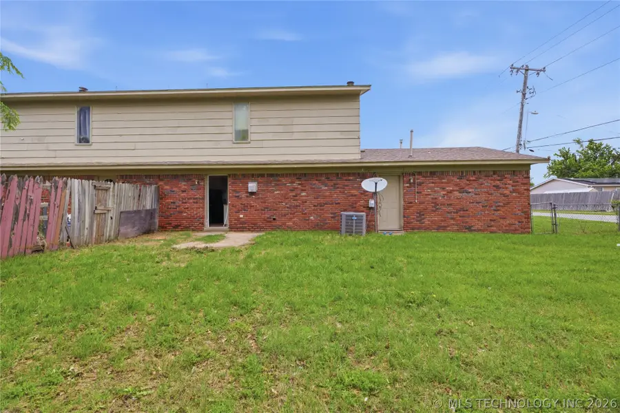 9914 E 22nd Place, Tulsa, OK 74129 - #3