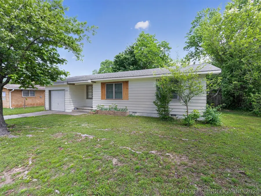 3618 Henrietta Avenue, Bartlesville, OK 74006 - #3