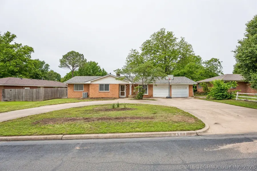 4507 E Frank Phillips Boulevard, Bartlesville, OK 74006 - #3