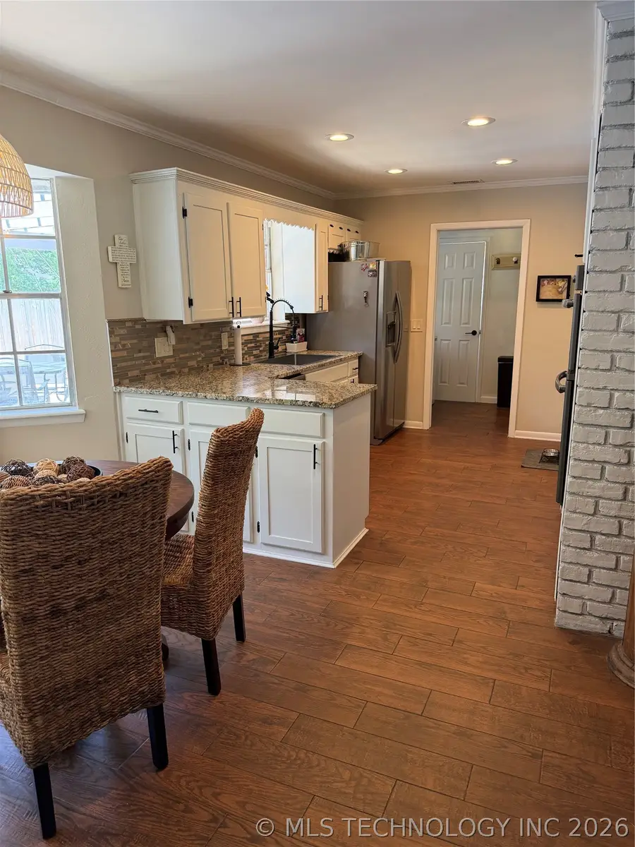 6904 E 53rd Place, Tulsa, OK 74145 - #2