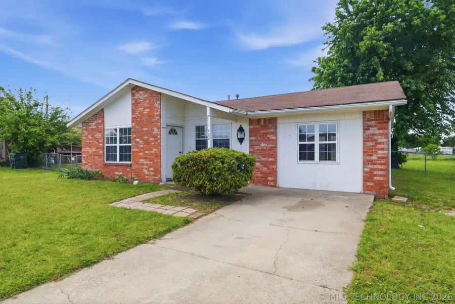422 E 25th Street, Okmulgee, OK 74447 - #2