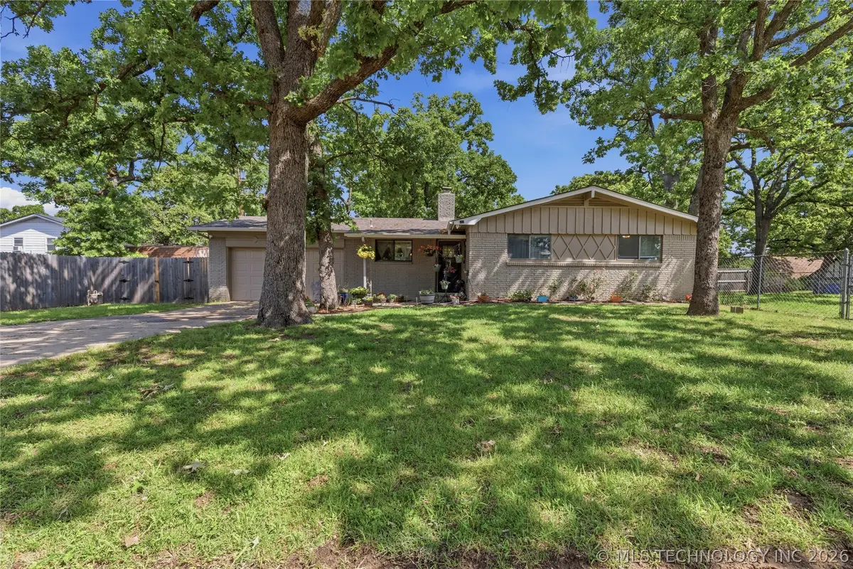 3007 W 55th Street, Tulsa, OK 74107 - #1