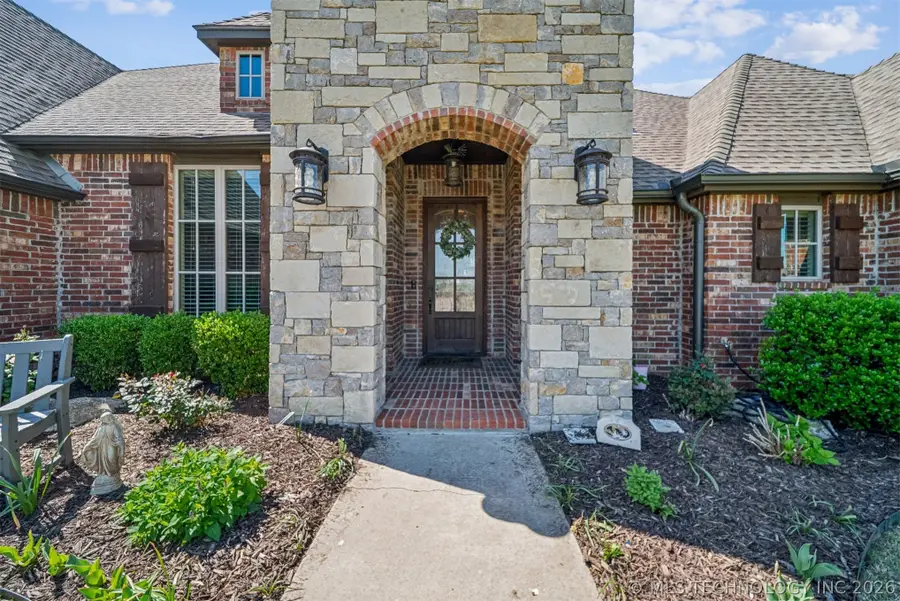 19736 E 69th Street, Owasso, OK 74055 - #3