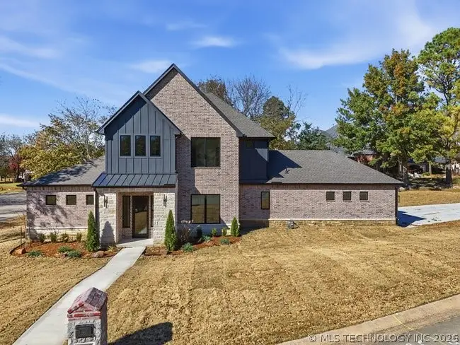 1937 S Surrey Court, Bartlesville, OK 74006 - #1